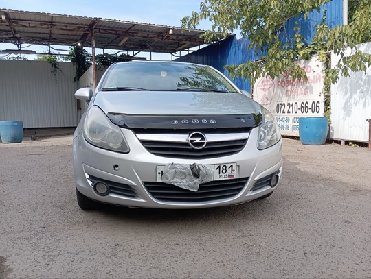 Opel Corsa D - 2007 (2)