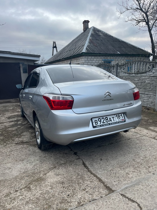 Продам Citroen c-elysee 
1.6 дизель, (1)