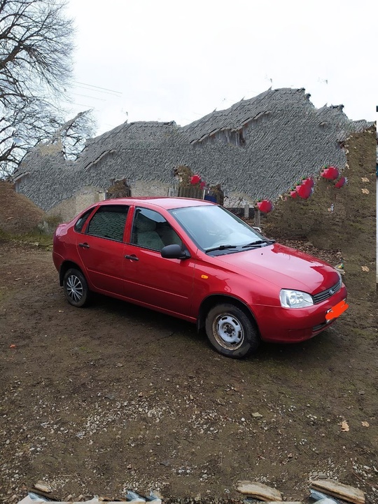 Продам Лада Калина 
2006 год (3)