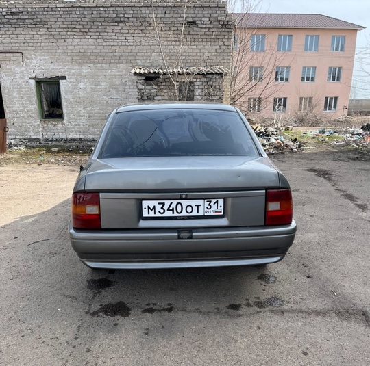 Продается Opel Vectra 1992 года (2)