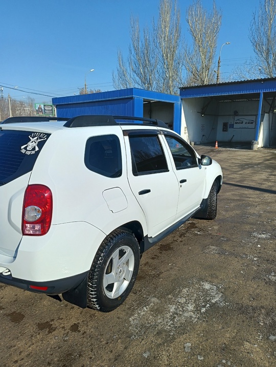 Продам Рено Дастер 2014г.Мотор 1.6.Передний
