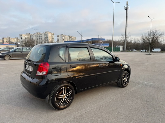 В продаже Авео 2005г. 7 (3)