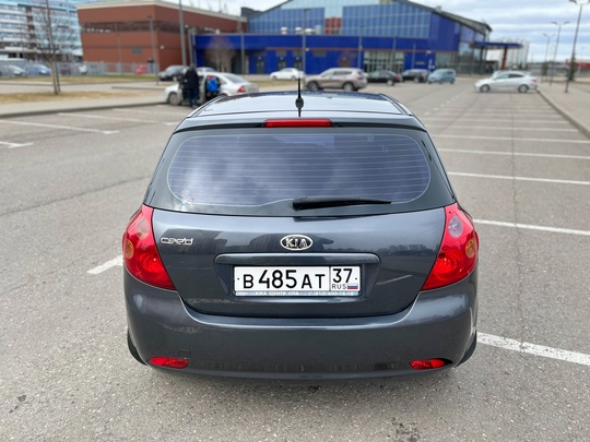 KIA CEED
2007 г.в.
1.6 (115 л.с.) (2)