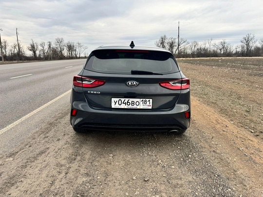 Продаю KIA CEED 2018 год (3)