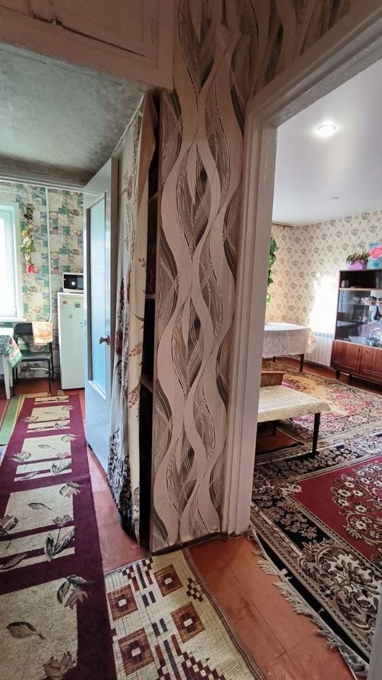 ПРОДАМ в Жовтневом районе. 
1 (1)