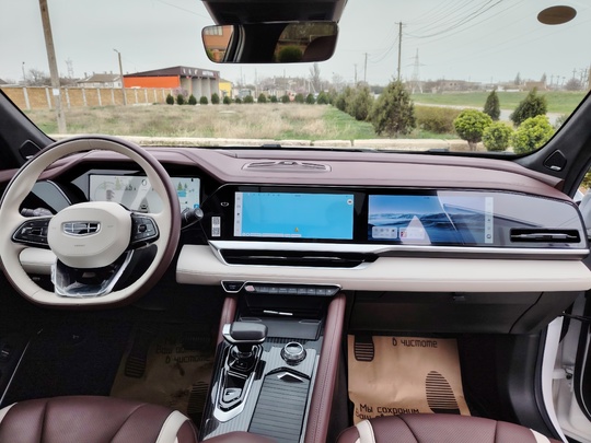 Cостояние нoвoго авто. 
Geely Monjaro (4)