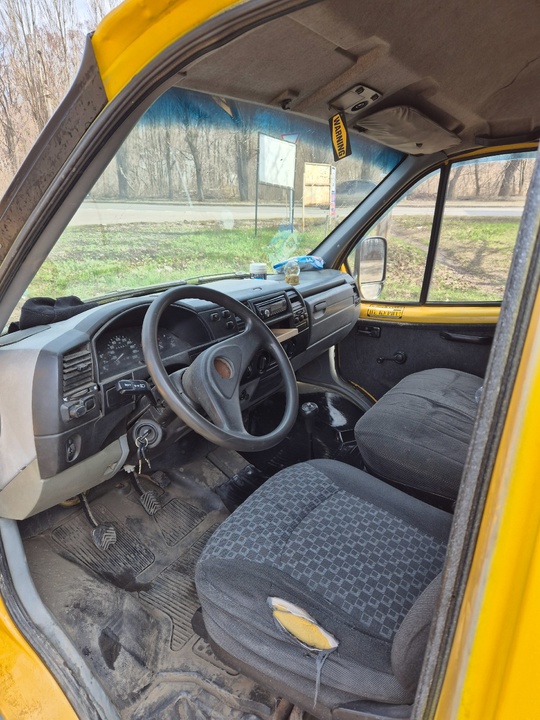 Продам Газель 3221,2.5 МТ 2006 (6)