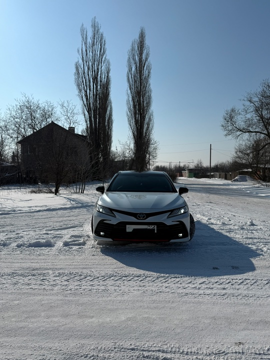 Продам Официальный автомобиль Toyota Camry