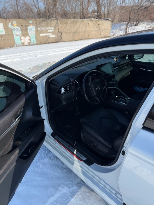 Продам Официальный автомобиль Toyota Camry (6)