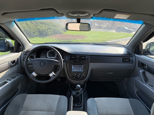 В продаже в Луганске
Daewoo Gentra (5)