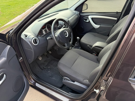 В продаже в Луганске
Lada Largus (4)