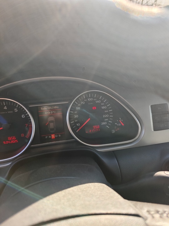 Авто в хорошем состоянии пробег220т,Двигaтель (7)