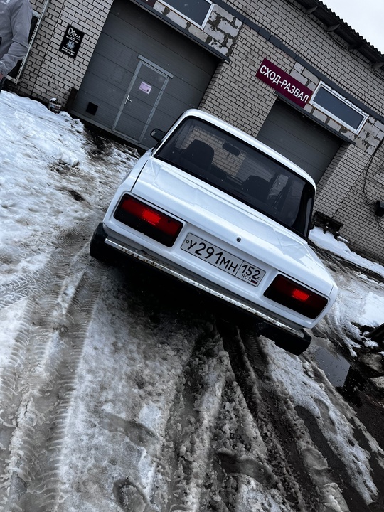 Ваз 2107 в хорошем состоянии, (2)