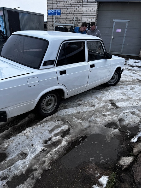 Ваз 2107 в хорошем состоянии, (5)