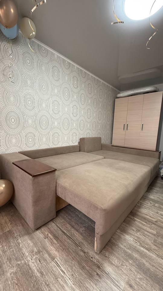 Продам диван угловой 265х160 см. (9)