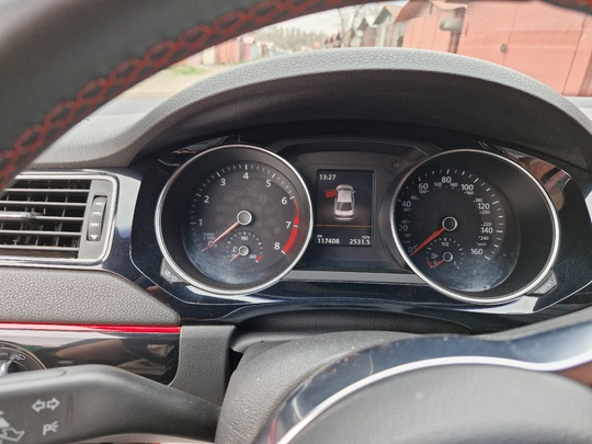 Продам Volkswagen Jetta Gli 2016г (6)