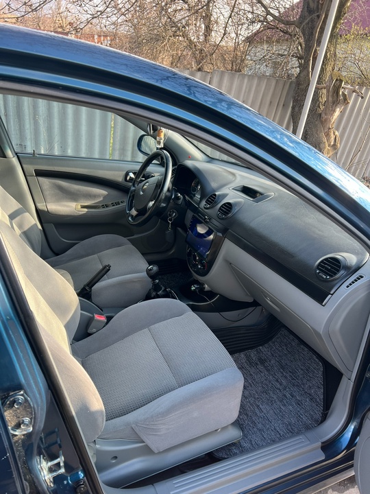 Продам Chevrolet Lacetti ( Шевроле (6)
