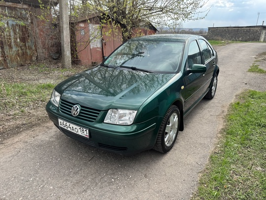 Volkswagen Bora
1999г
1.6
Отличное состояние 
Кондиционер 
Эл