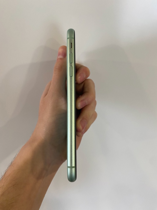 Продам iPhone 11/64gb
Телефон в идеальном (3)