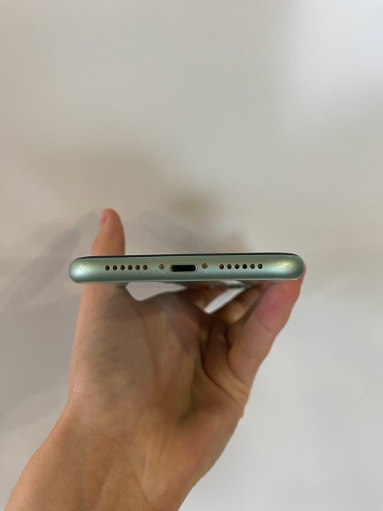 Продам iPhone 11/64gb
Телефон в идеальном (4)