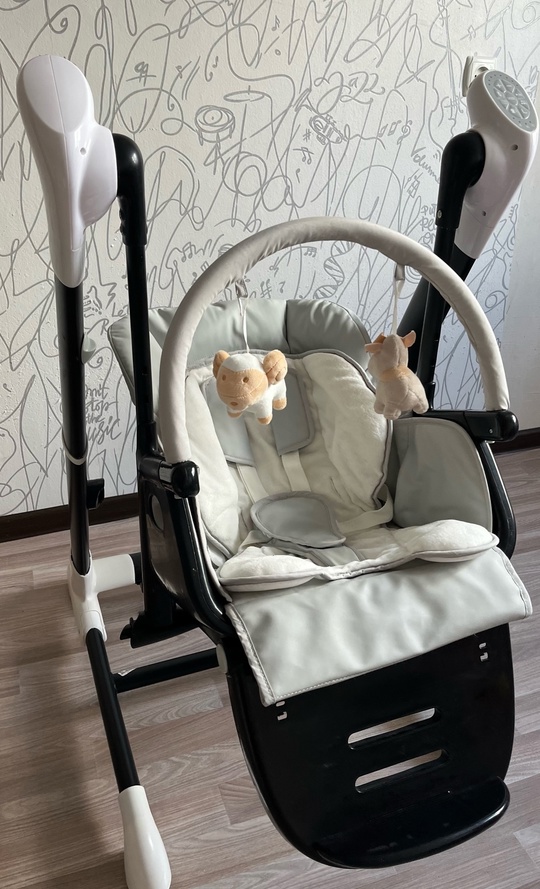 Продам электрокачель и стульчик для