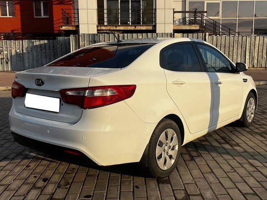 Продам Kia Rio 2014г, мотор (2)