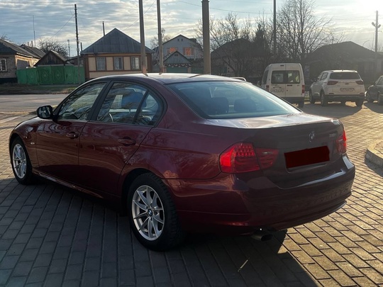 Продам BMW 3 series, 2011г. (2)