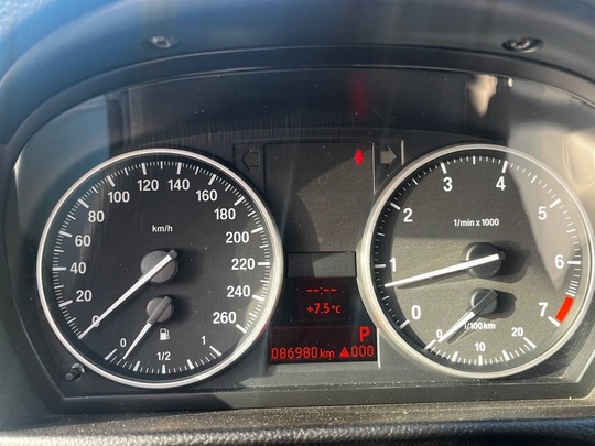 Продам BMW 3 series, 2011г. (4)