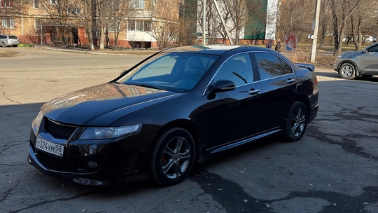 Honda Accord 7
2006 года. АКПП
2.0. (8)
