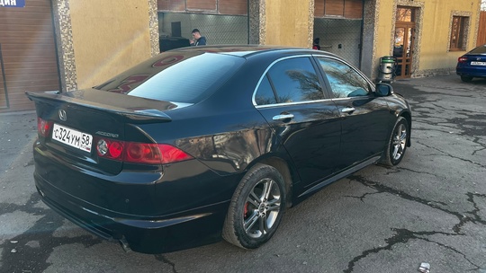 Honda Accord 7
2006 года. АКПП
2.0. (9)