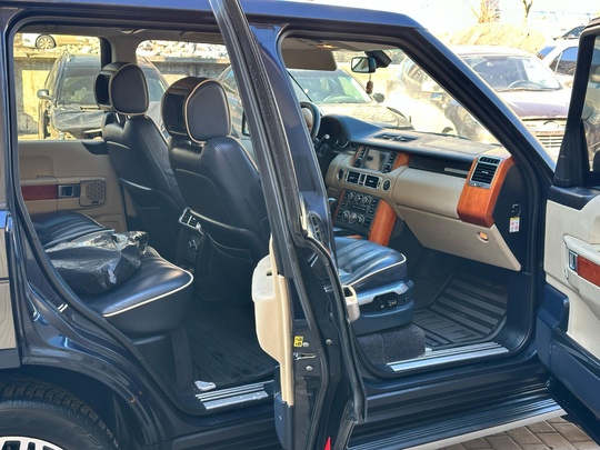 Range Rover 2008 года 
Мотор (6)