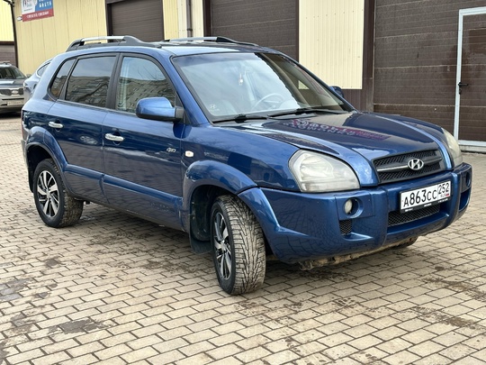 Продам Hyundai Tucson
2004 год 
2.7 (4)