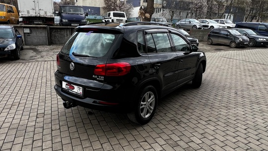 VW Tiguan 
2012 года АКПП, (6)