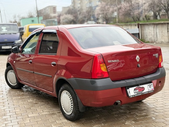 Renault Logan 2008г.выпуска 1.6 MPI (2)
