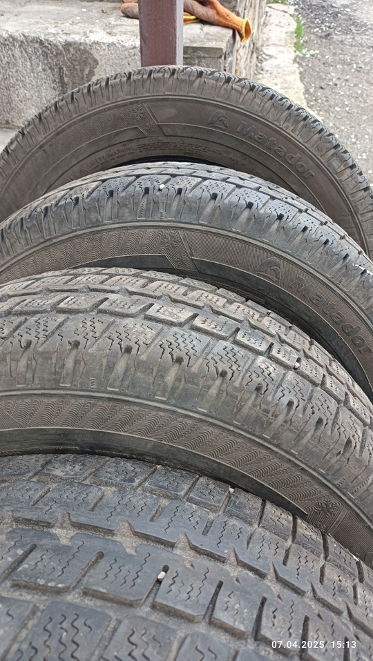 В продаже шины 215/65/16 С.Без (1)