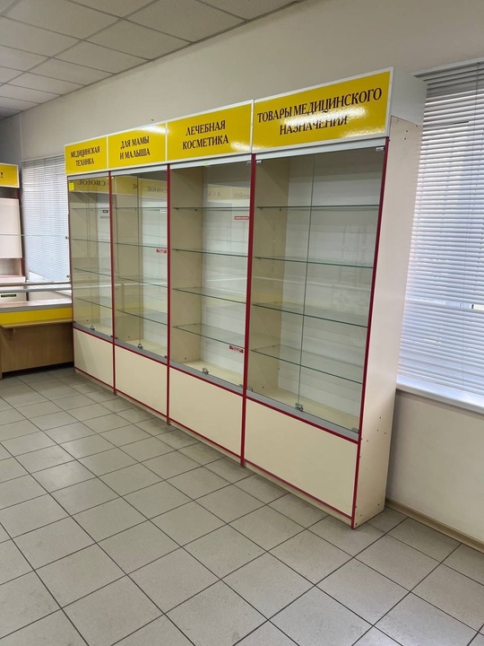 Продам торговую мебель недорого! 
Луганск