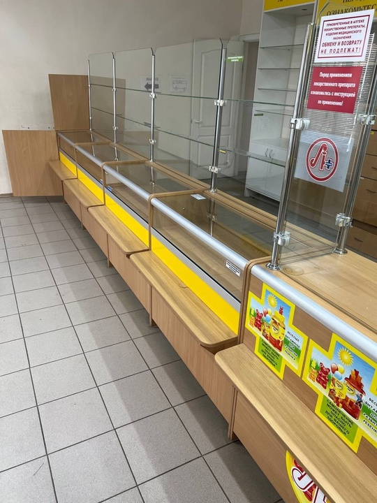 Продам торговую мебель недорого! 
Луганск (2)