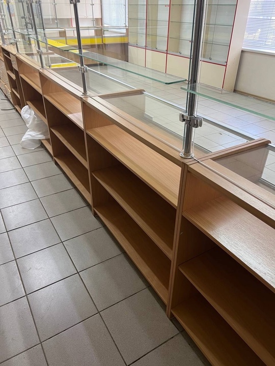 Продам торговую мебель недорого! 
Луганск (3)