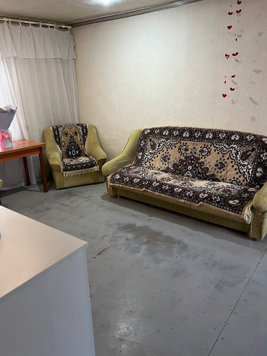 Продам дом в Луганске 
● (3)