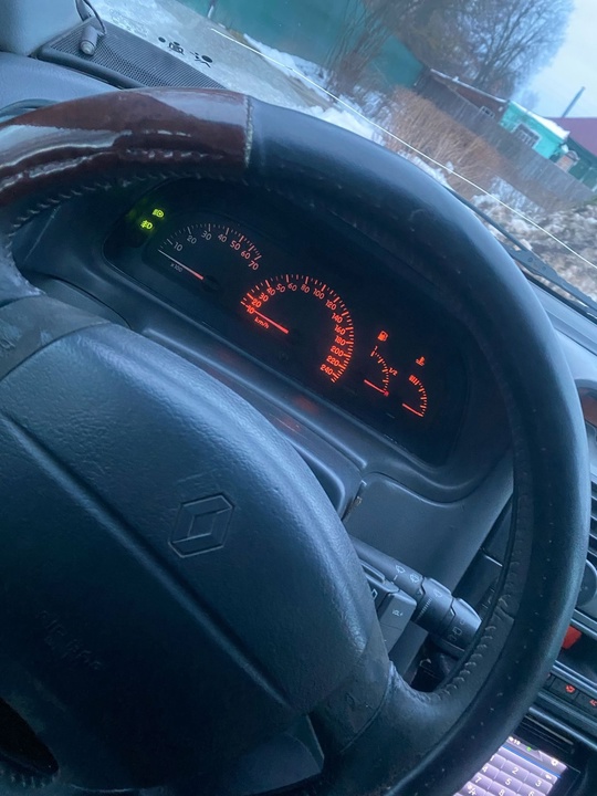 Продам Рено лагуна 1.6 16кл (1)