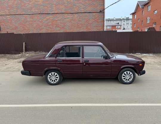 Продам Ваз 2107. Год 2007
Инжектор (4)
