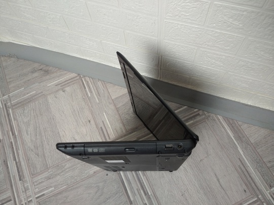 Продам ноутбук Lenovo с SSD (6)