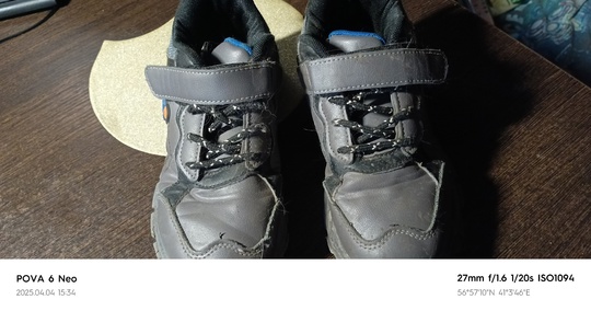 Кроссовки 34р продам  300р (1)