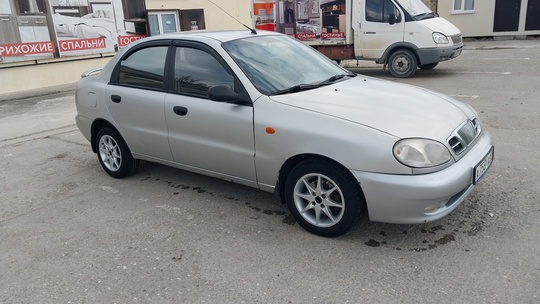 Продам ланос 2003 года в (3)