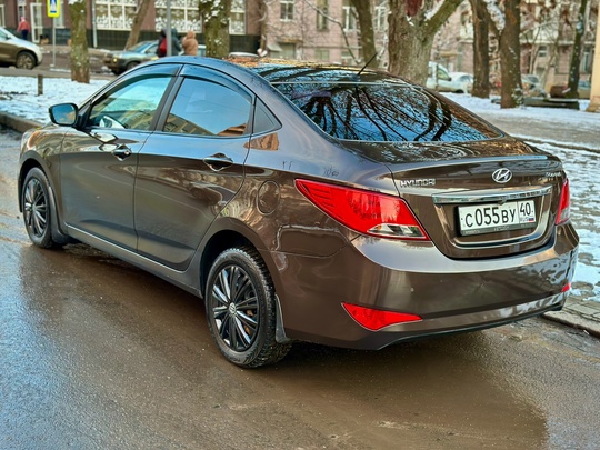 hyundai solаris 2014г.в
oбъем 1.6 резвая. (5)