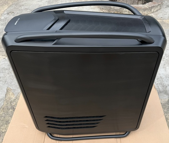 Компьютерный корпус Cooler Master Cosmos (1)