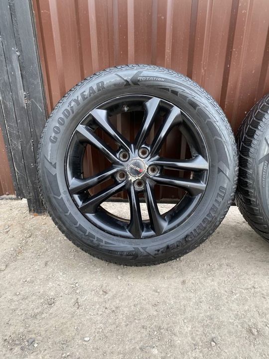 Продам: Колеса R-17 на BMW, (2)