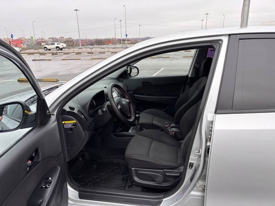 Hyundai i30
2007
1.4
Механика, бензин
Кондиционер (работает, заправлен)
Электростеклоподьемники
АБС
Airbag
Гур
Цена (3)