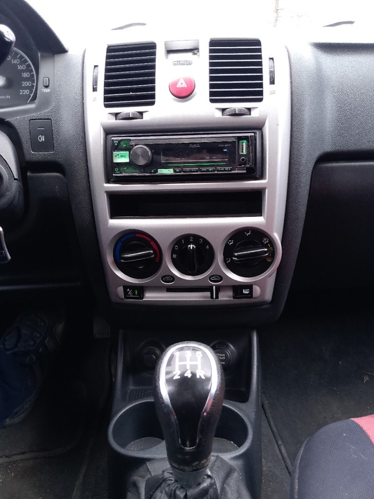 Hyundai Getz gls 1.4
2007
Бенз, механ
Комплектация: (2)