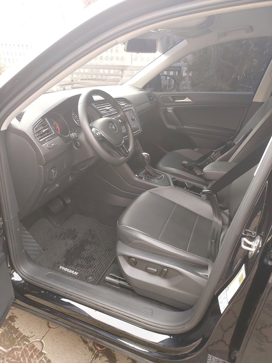 Volkswagen Τiguan 2019 года
108 000 (6)
